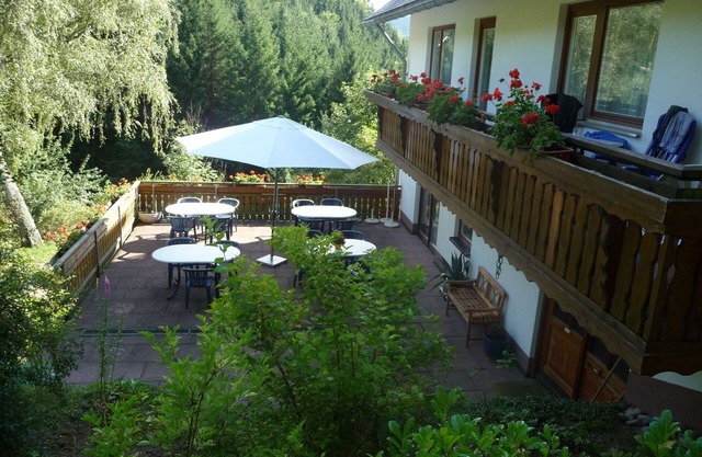 beautiful apartment with 1 bedroom and a gorgeous balcony
