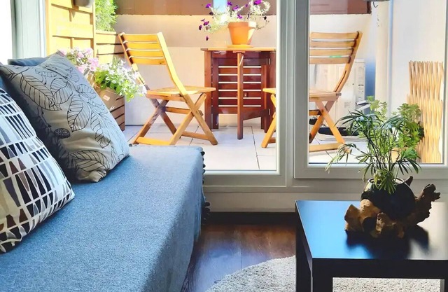 Beautiful appartment divided into 2 soundproof studios