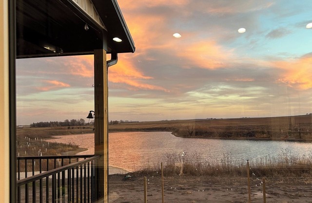 Beautiful Barndo on the Pond!