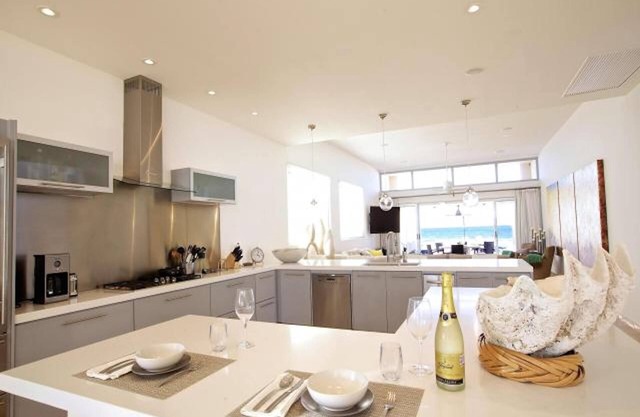 Beautiful Beach front Villa on the East Cape