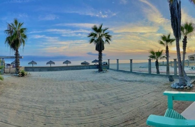 Beautiful beach house right infront of the sea of Cortez