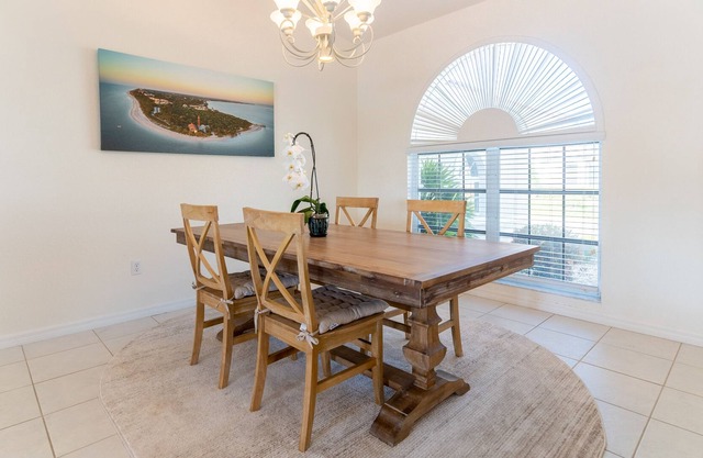 Beautiful Canal House in Punta Gorda! Available June 1st