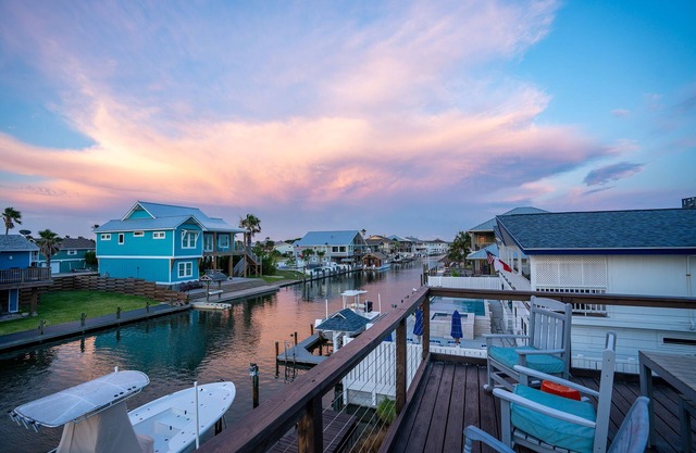 Beautiful Canal Views on Key Allegro! ~20 Flamingo~4 Bed/4 Bath