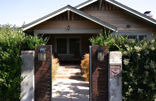 Beautiful Classic Craftsman Home Close To Everything Hollywood & Universal