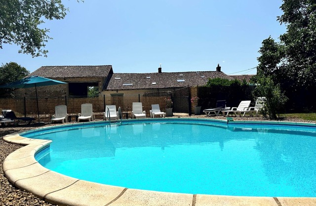 Beautiful converted farmhouse with private pool in hamlet near La Chapelle-Bâton