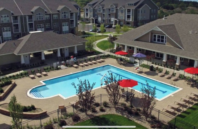 Beautiful & Convenient B&B Location with Airport Pick up & Drop Off!.