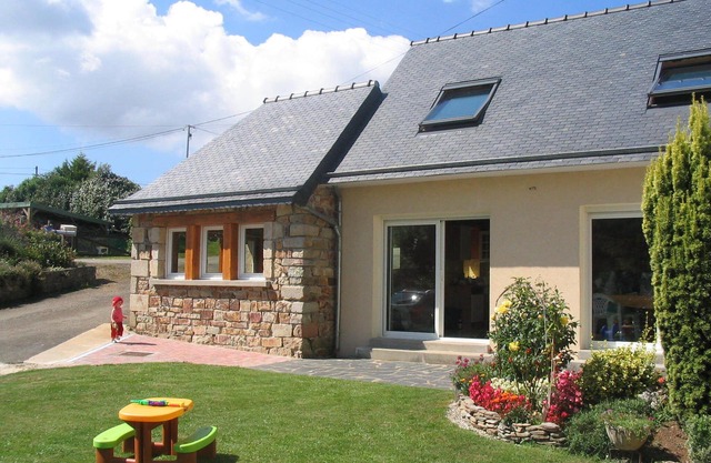Beautiful cottage in the heart of the crozon peninsula in britany