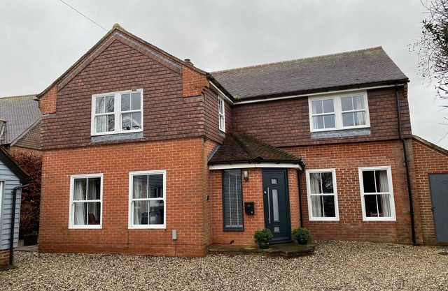 Beautiful country house in Inkpen (THYME)