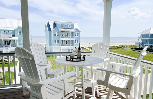 Beautiful decorated family home on the beach