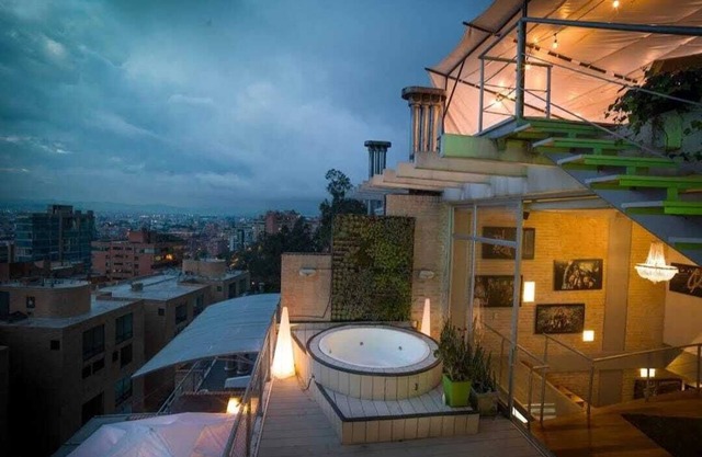 Beautiful duplex penthouse, jacuzzi in Bogotá, D.C