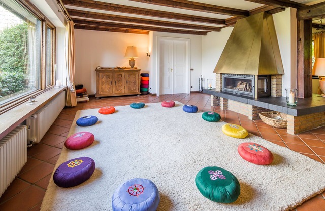 Beautiful Duplex with Lakeview @ 'Little Paradise', 25 min to Hamburg City