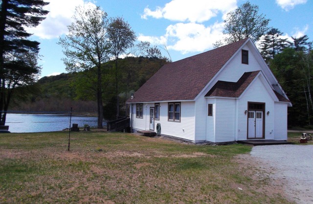 Beautiful Family Friendly Lakefront Property On Brant Lake