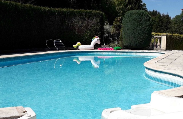 Beautiful family house in the typical Jura area.nnT