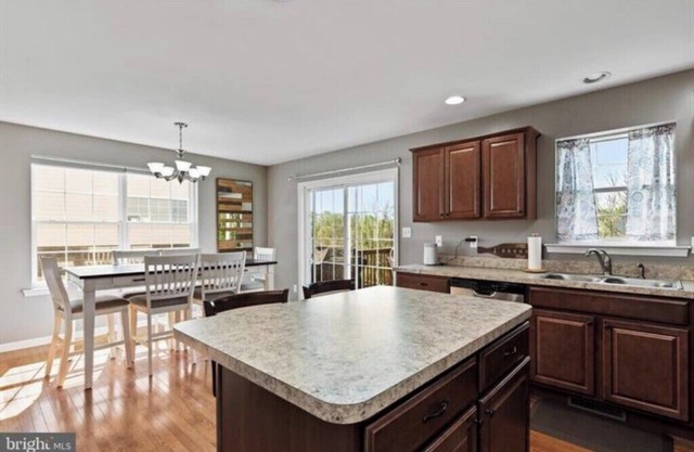 Beautiful family Townhome minutes to Hershey Park, Athletic Fields & Attractions