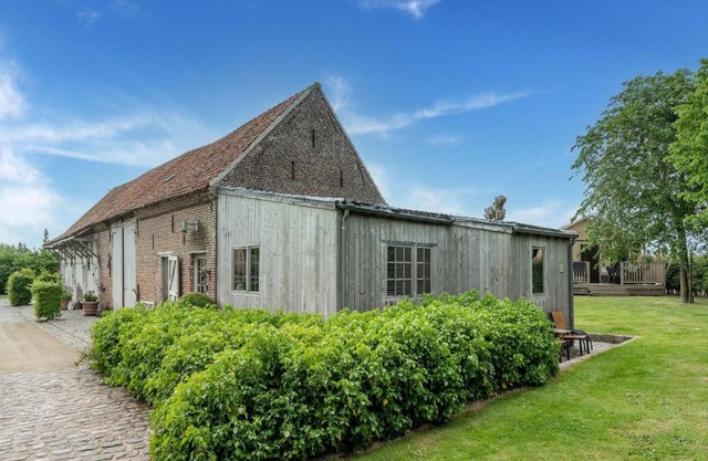 Beautiful Farmhouse in Pittem with Garden