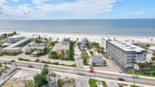 Beautiful Fort Myers Beach House