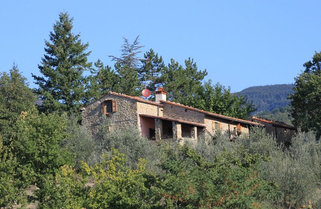 Beautiful fully restored Tuscan Farmhouse with