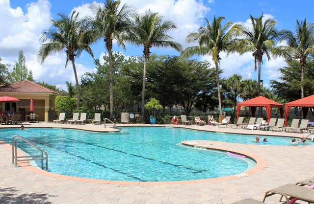 Beautiful Ground Floor Condo, Pool, Tennis, Social Club Membership Included, Country Club Lifestyle!