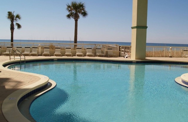 Beautiful gulf front condo, great early reservation discounts