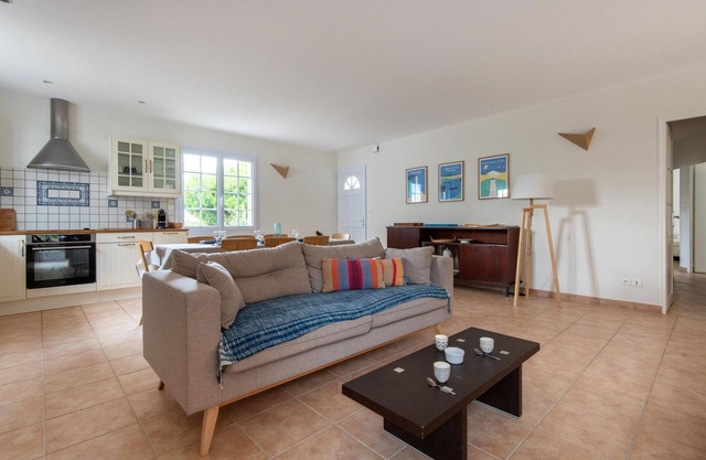 Beautiful house near the sea for 6 people