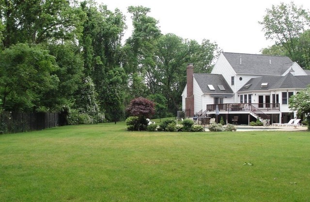 Beautiful Hingham Family Estate, Heated Pool and Game Room.