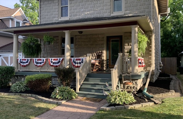 Beautiful Historic Home on the River!