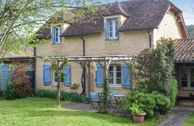 Beautiful Home In Saint Leon Sur Vezere