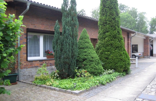 Beautiful holiday apartment in the middle of the Spreewald directly on a river typical of the Spreewald