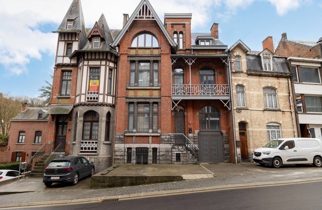 Beautiful holiday home in Dinant with garden
