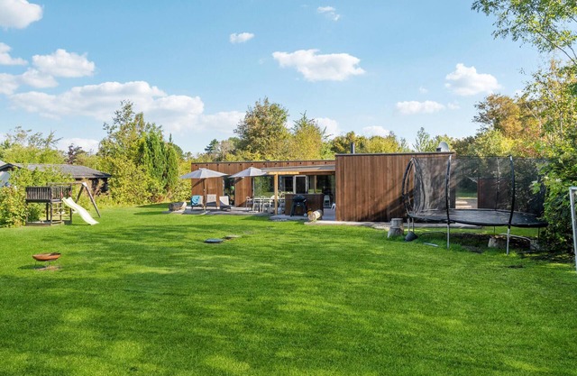 Beautiful home in Sjællands Odde