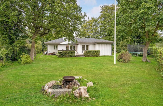 Beautiful home in Ebeltoft with kitchen