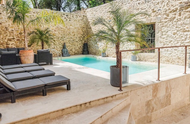 Beautiful home in Roujan with WiFi