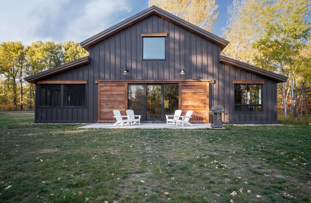 Beautiful home on 16 acres with private access to Rock Creek!