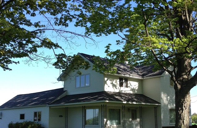 Beautiful Home With Miles Of Lake Michigan Public Sand Beach Just Minutes Away