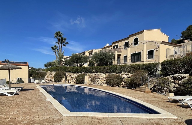 Beautiful house, wifi, in Cala Romantica, with pool and garden, 5 people