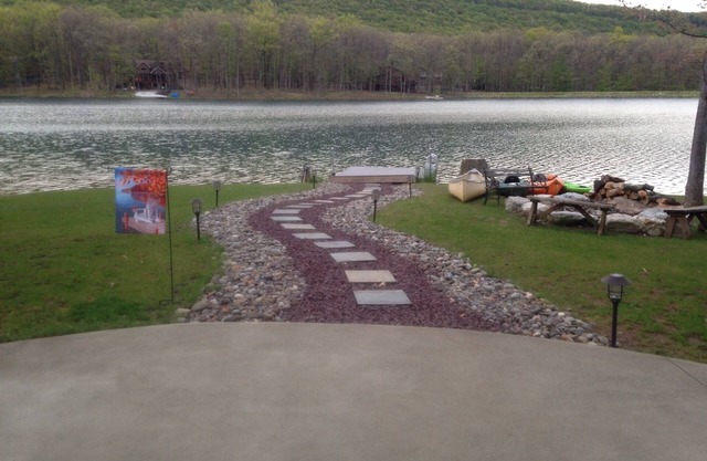 Beautiful Lakefront Property - *Eagle Rock Resort Property Owners Only*