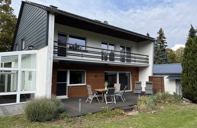 Beautiful large vacation home with conservatory at the Edersee/Kellerwald, dogs allowed