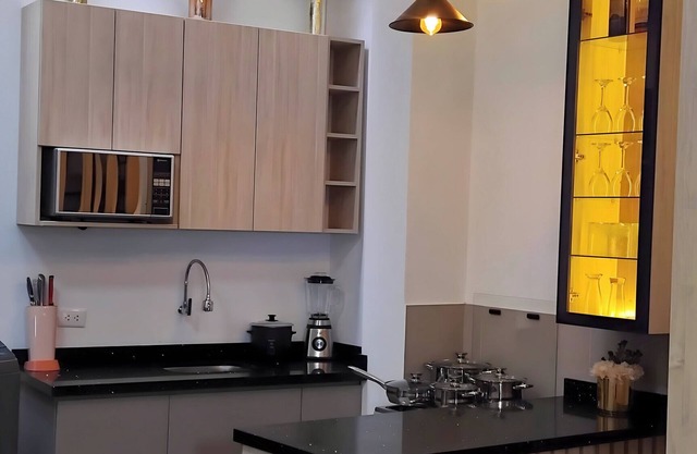Beautiful loft apartment with kitchen wifi 400 suitable for couple