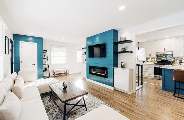 Beautiful luxury 4BR/2BA recently renovated with open concept