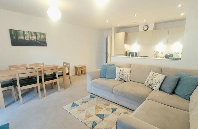 Beautiful modern apartment close to river and Cambridge city centre