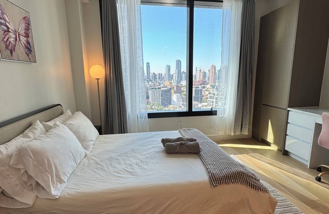 Beautiful New Luxury Smart Home High Floor Corner Studio Apartment