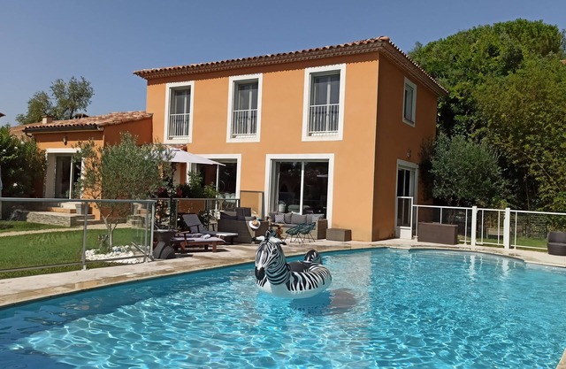 Beautiful new villa in a quiet area at the base of a pine forest