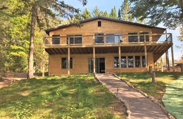 Beautiful Northwoods Cabin on Long Lake - The Baier's Den