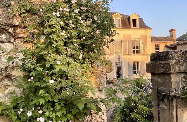 Beautiful Old Winery & Gardens near Saumur