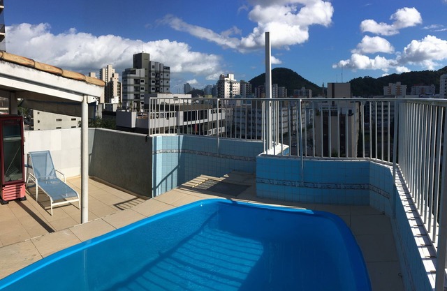 Beautiful penthouse apartment with PRIVATE pool, Enseada beach