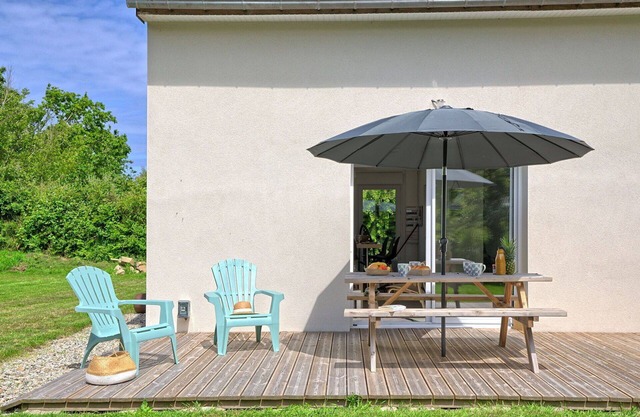 Beautiful private villa for 4 people with TV and terrace