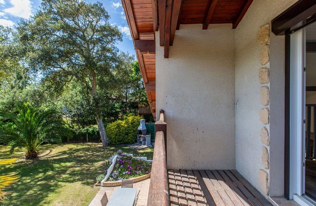 Beautiful private villa for 6 guests with WIFI, TV, terrace and pets allowed