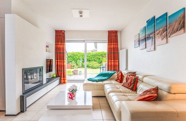 Beautiful private villa for 4 people with WIFI, TV and parking