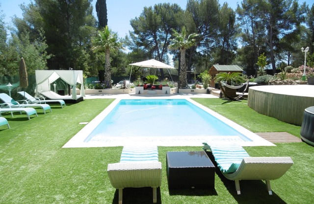 Beautiful property near the calanques park between CASSIS and les LECQUES
