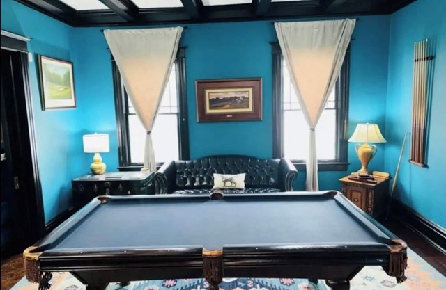 Beautiful, Restored Historic Craftsman House, Perfect for groups!